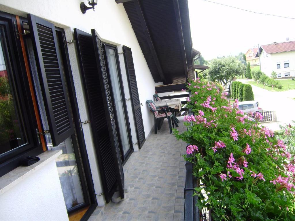 House Osana Hotell Grabovac  Exteriör bild