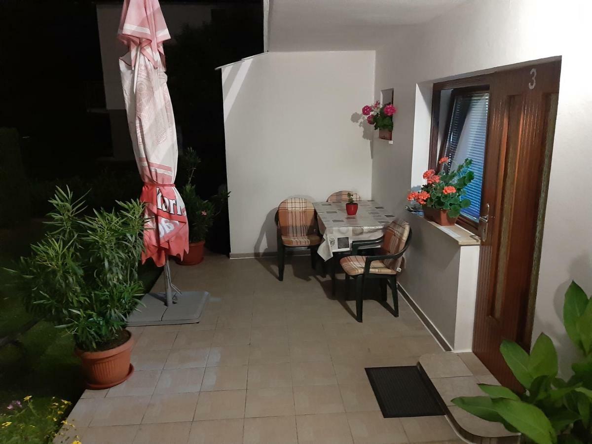 House Osana Hotell Grabovac  Exteriör bild
