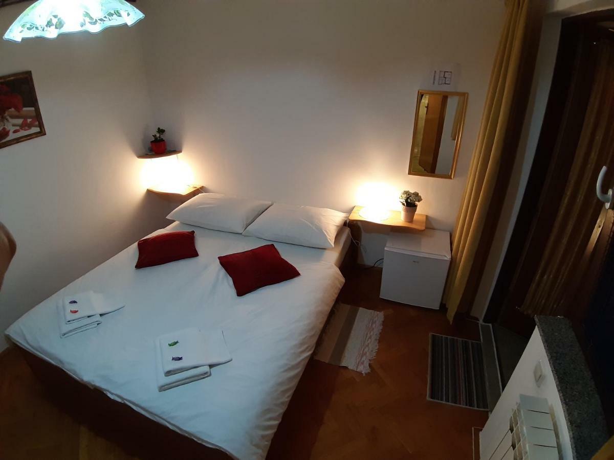 House Osana Hotell Grabovac  Exteriör bild